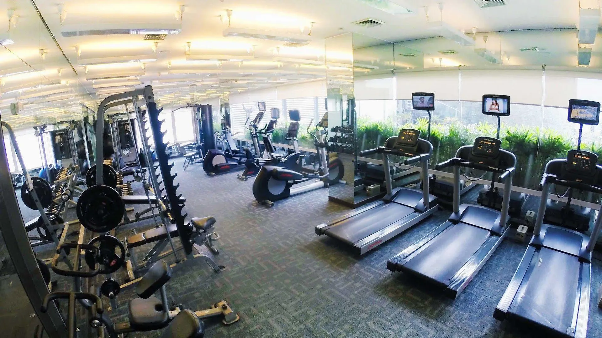 Acacia Hotel Manila - Multiple Use&Staycation Approved Muntinlupa City